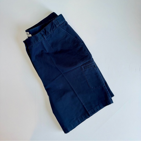 L.L. Bean Cargo Shorts Navy Women’s Size 20 Original Fit 100% Cotton High Rise - Picture 10 of 10